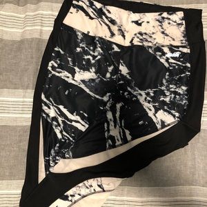 Black & White Marbled Yoga Pants